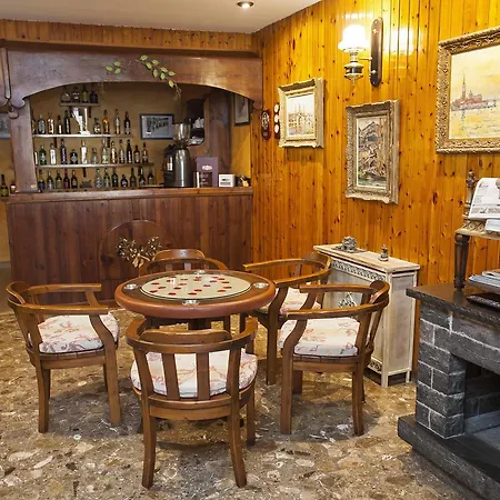 Arruebo Hotel