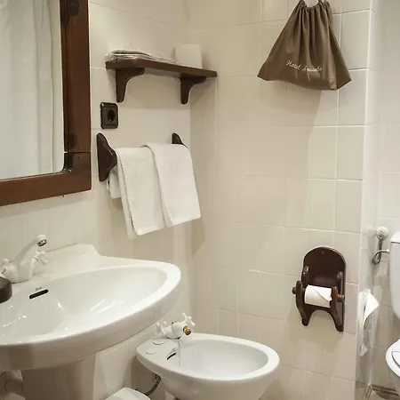 Arruebo Hotel
